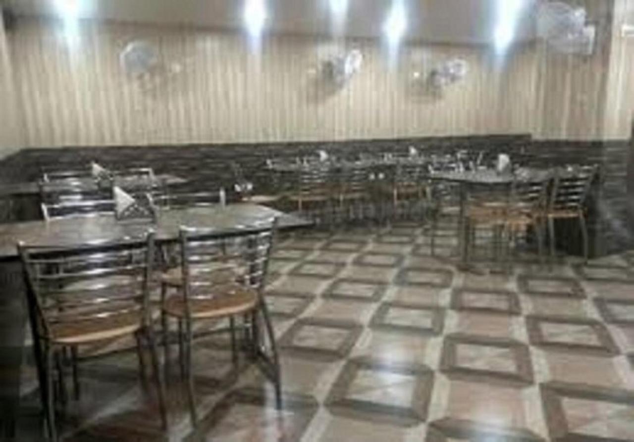 Hotel The Park Residency Greater Noida Exterior foto