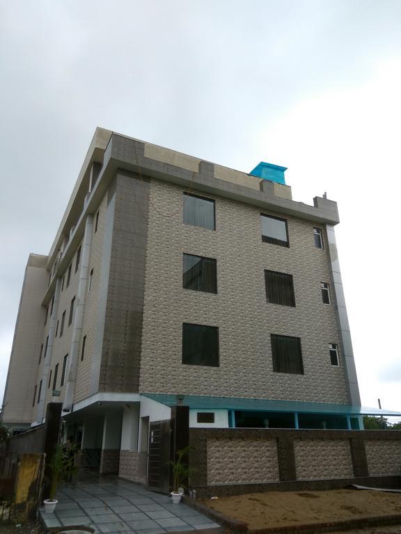 Hotel The Park Residency Greater Noida Exterior foto